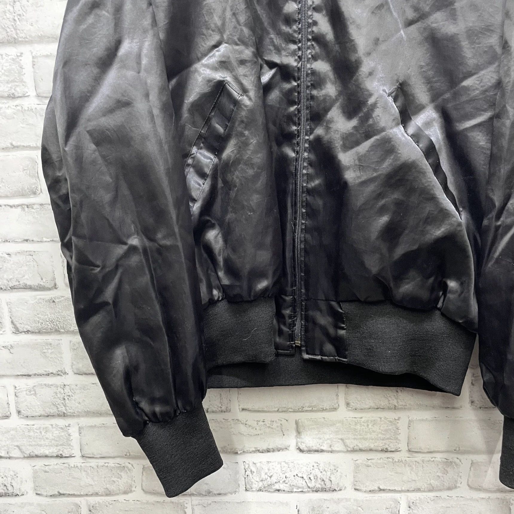 Holloway VTG Holloway Black Zip-Up MILLION AIR SATIN JACKET Mens Size L USA Size US L / EU 52-54 / 3 - 4 Thumbnail