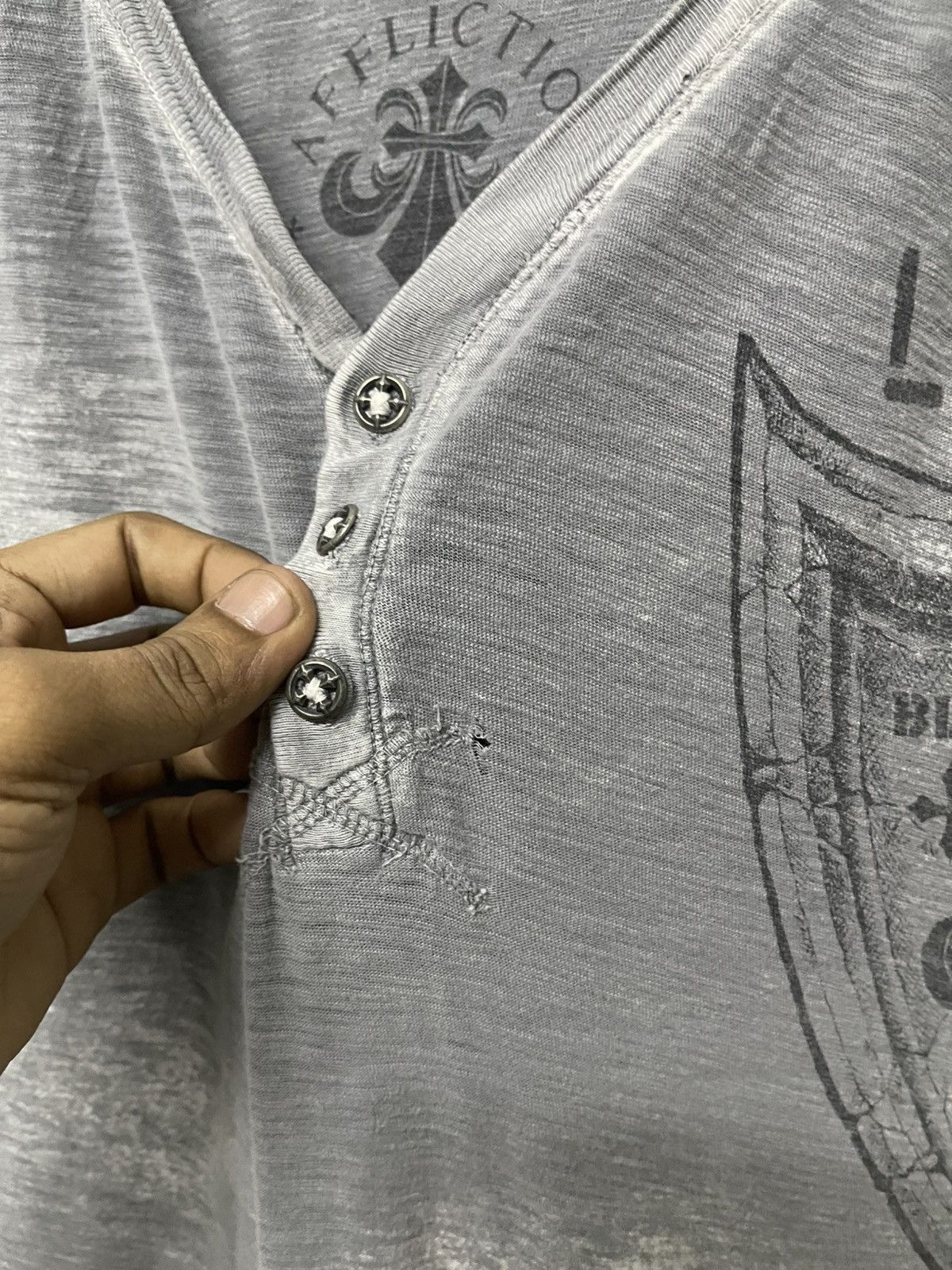 Affliction VINTAGE Y2K EAGLES AFFLICTION ACIDWASH HALF BUTTON SHIRT Size US XL / EU 56 / 4 - 18 Thumbnail