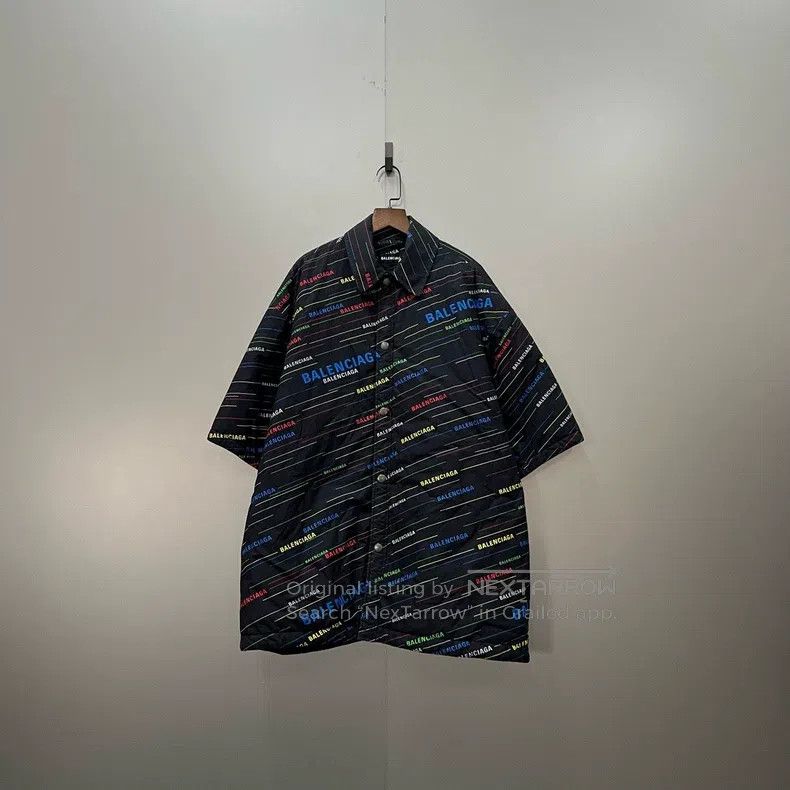 Balenciaga Balenciaga size 42 Printed Letter All-Over Single Breasted Size US M / EU 48-50 / 2 - 1 Thumbnail