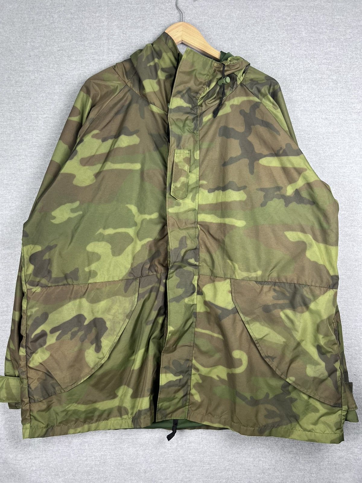 Vintage platoon vintage 80s woodland camo jacket size XL Size US XL / EU 56 / 4 - 1 Thumbnail