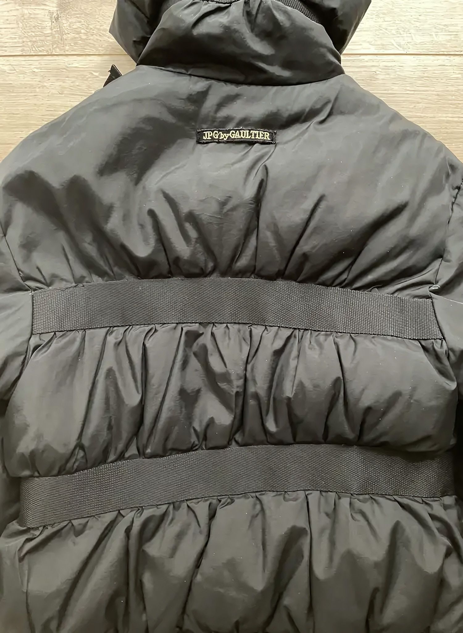 Jean Paul Gaultier A/W 2003 RUNWAY BONDAGE GOOSE DOWN PUFFER JACKET Size M / US 6-8 / IT 42-44 - 4 Thumbnail