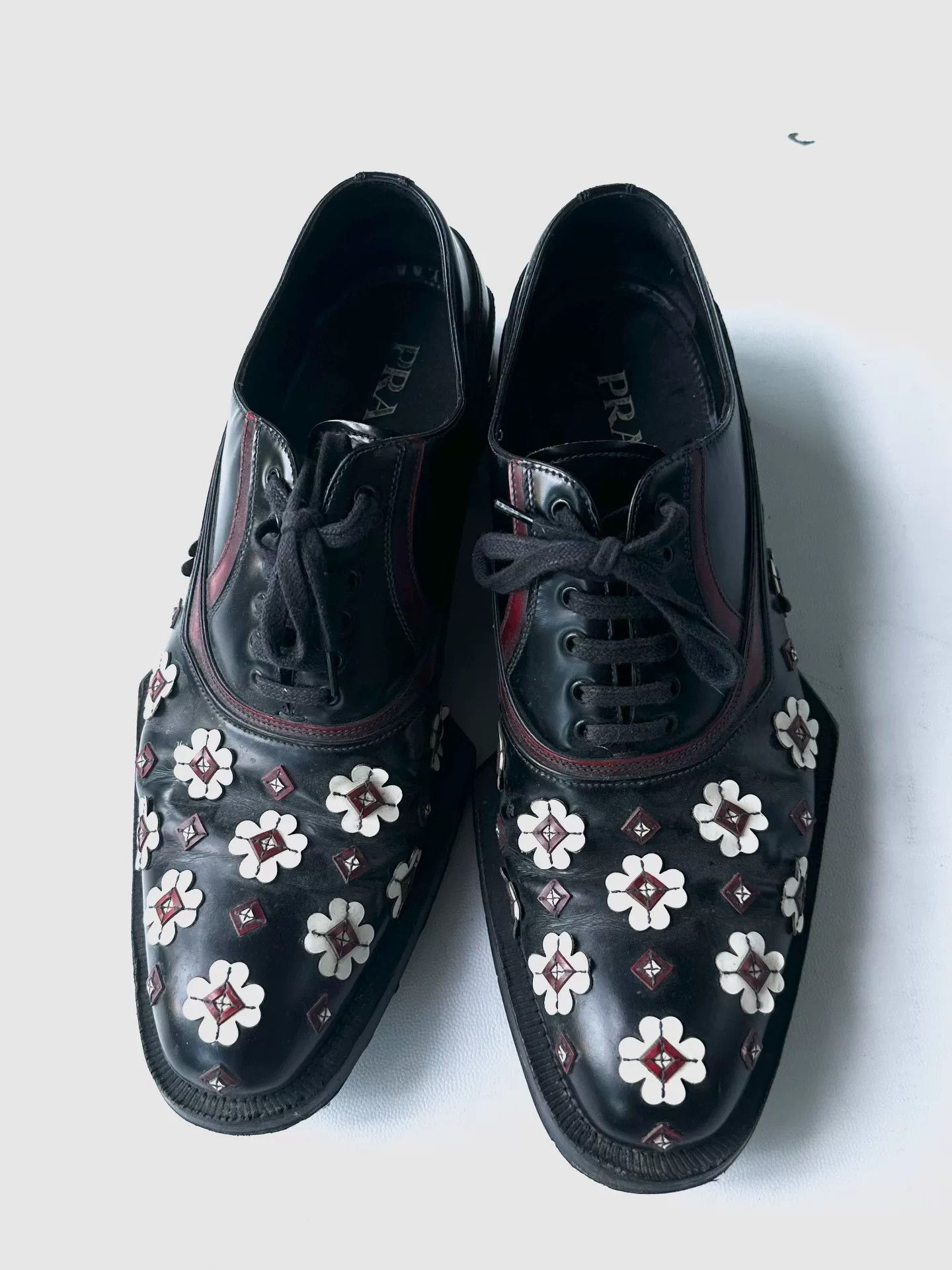 Prada Prada Small Flower Runway Vintage Leather Shoes Size US 9 / IT 39 - 1 Thumbnail