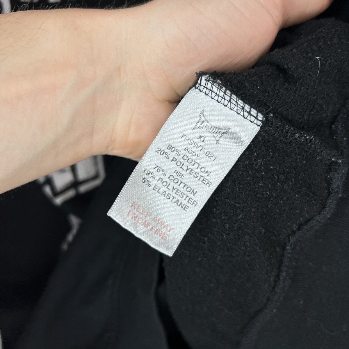 Tapout × Vintage Tapout Sweatshirt Black Faded Simply Bellieve Retro Y2K Size US XL / EU 56 / 4 - 8 Thumbnail
