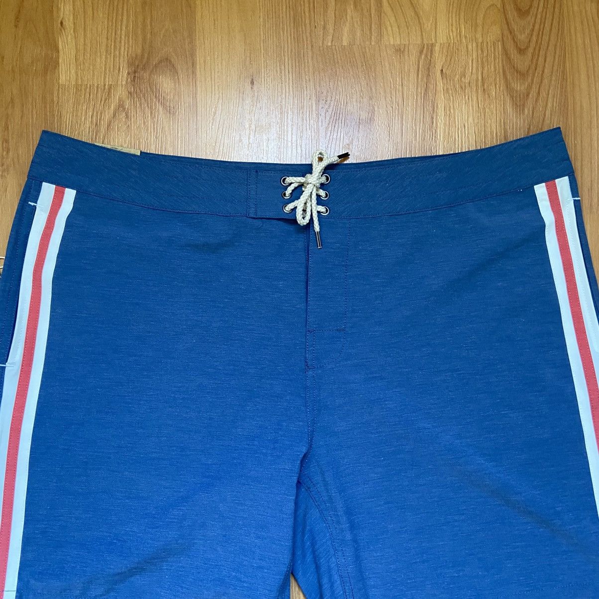 Faherty NWT Faherty Retro Surf Stripe 7” Board Shorts Trunks Mens 40 Size US 40 / EU 56 - 5 Thumbnail