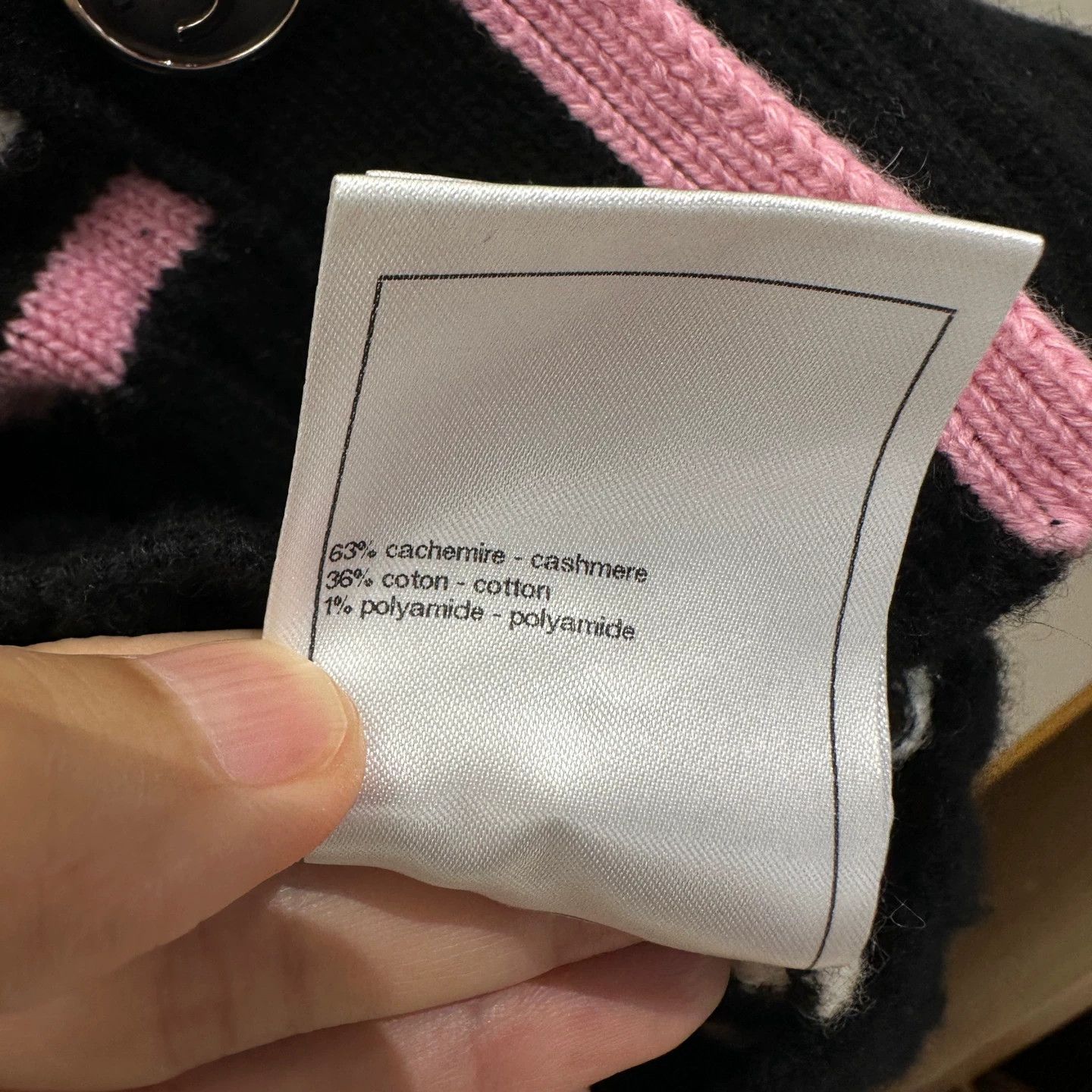 Chanel Chanel Women's Preppy Black & Pink Knit Cardi 36 Size XS / US 0-2 / IT 36-38 - 5 Thumbnail