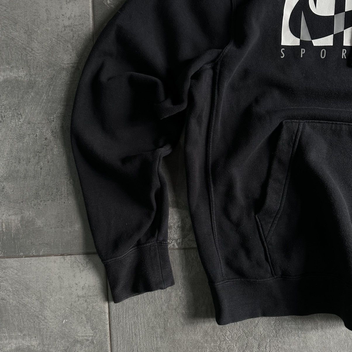 Nike × Vintage Vintage Nike Hoodie Big Logo Sportwear Y2K 00s Size US M / EU 48-50 / 2 - 3 Thumbnail