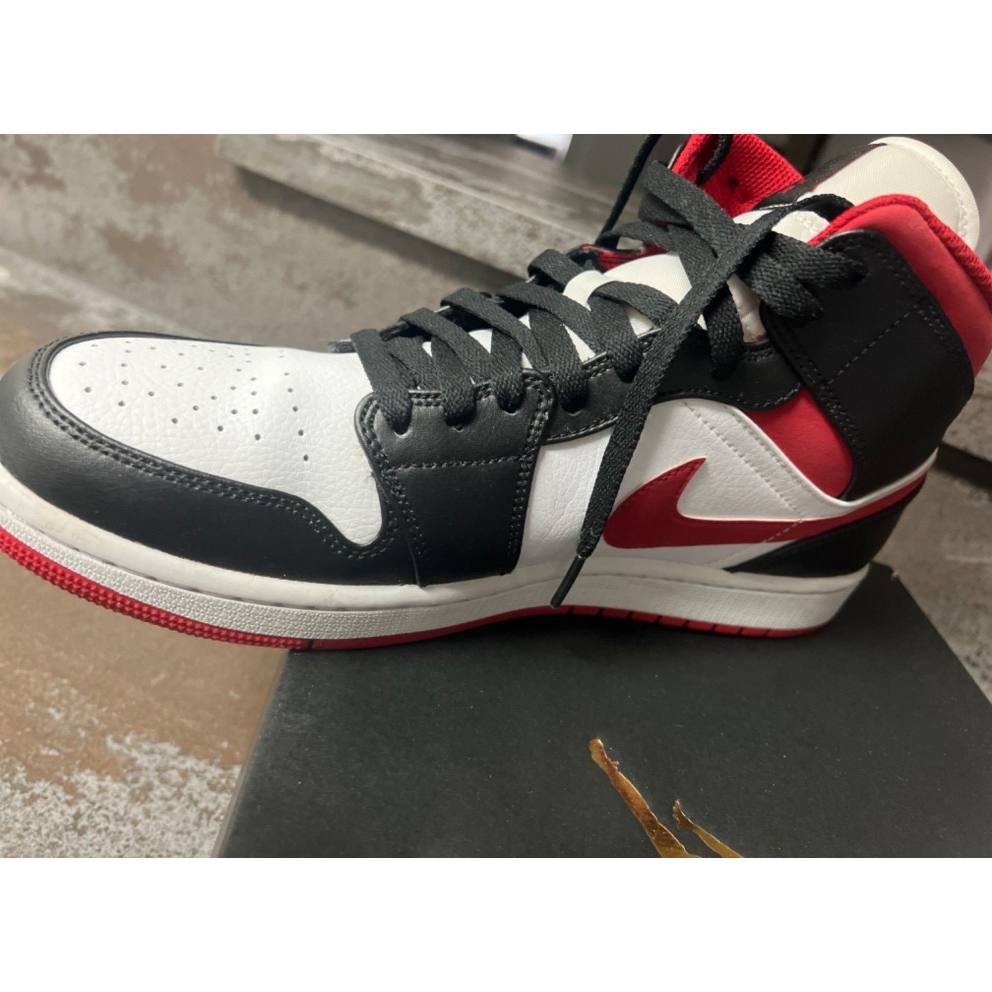 Nike Jordan 1 Mid Gym Red Black White Used Size 10.5- 554724-122 Size US 10.5 / EU 43-44 - 6 Thumbnail