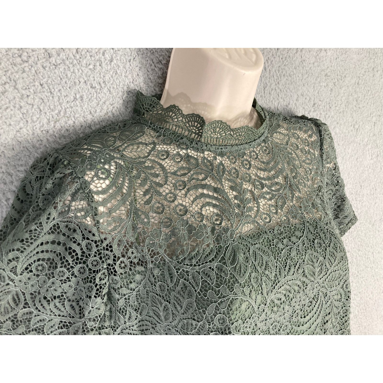 Other Women's M Green Lace Mock Neck Short Sleeve Shirt Tee Size M / US 6-8 / IT 42-44 - 7 Thumbnail