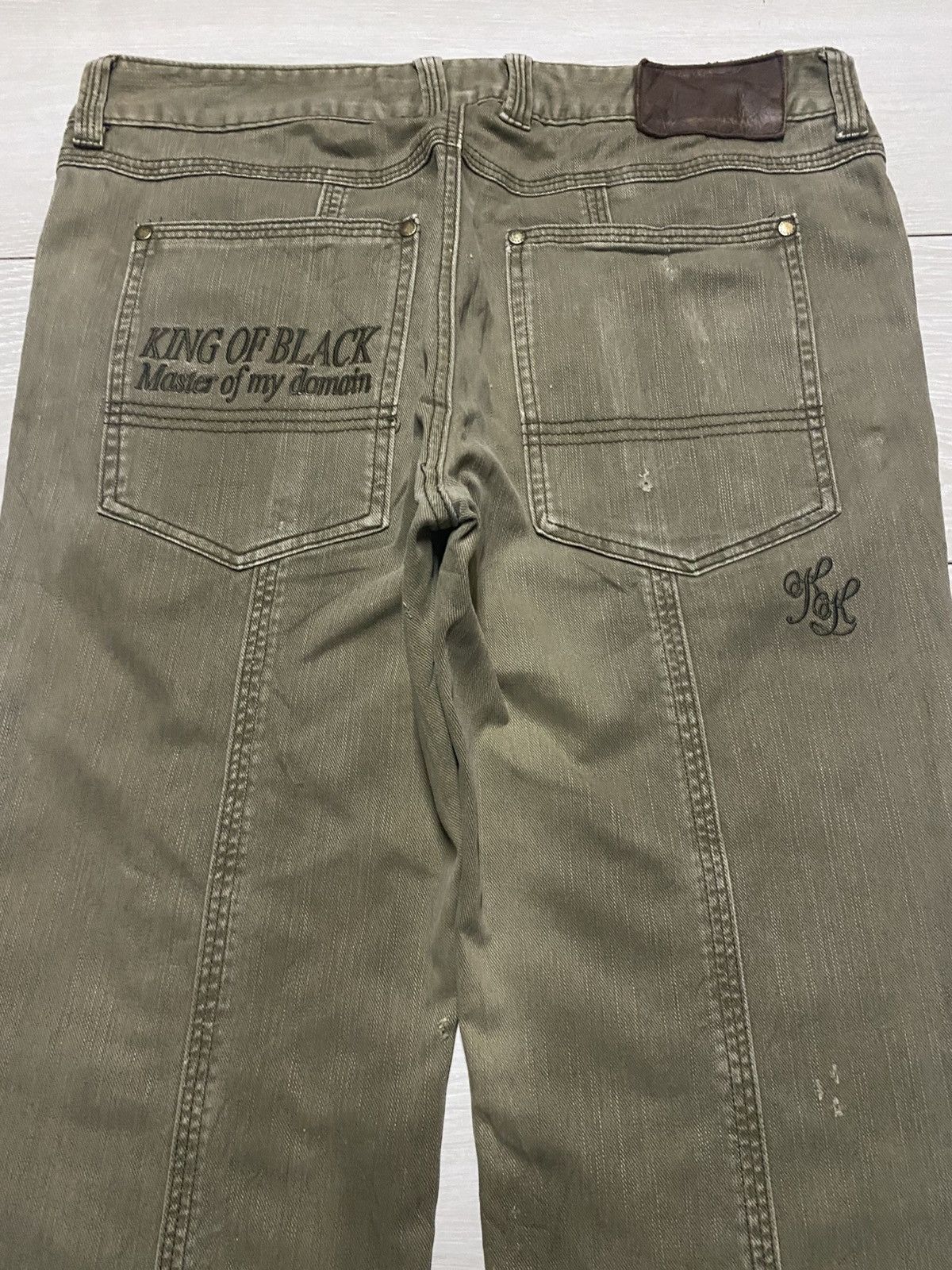 Japanese Brand Vintage Karl Kani Khaki Logo Embroidery Loose Jeans Size US 36 / EU 52 - 4 Thumbnail