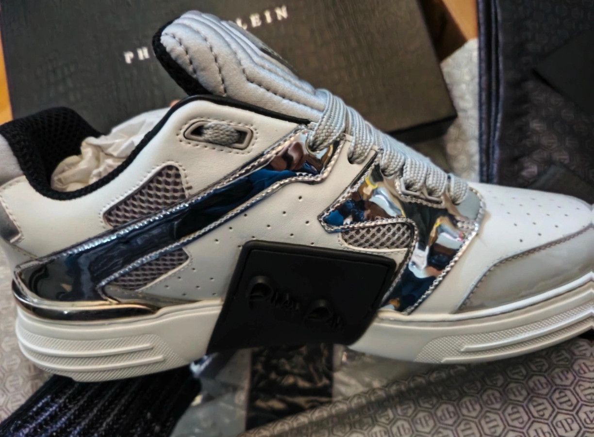Philipp Plein Brand new Philipp Plein low-top sneakers, never worn. Size US 12 / EU 45 - 3 Thumbnail