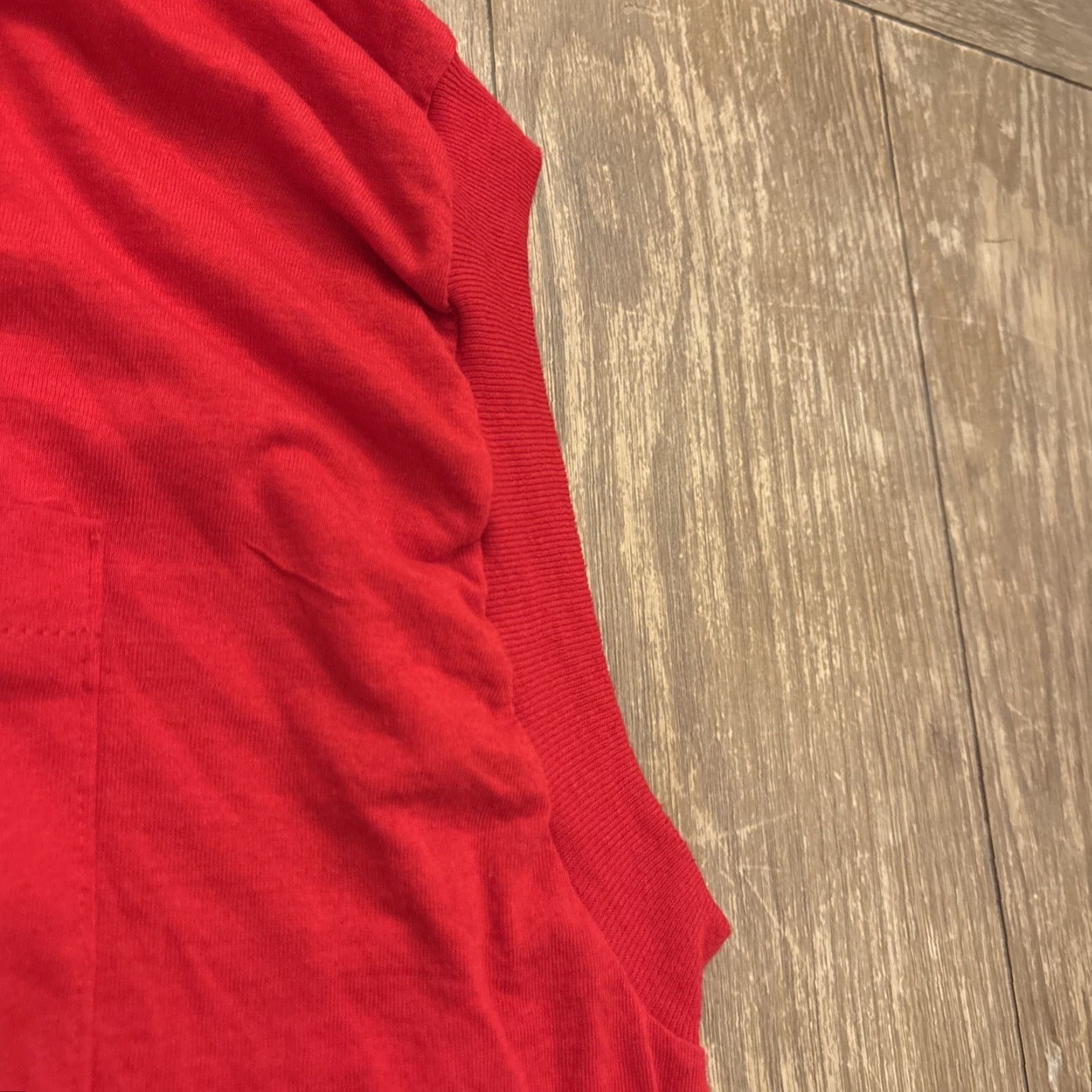 Fruit Of The Loom VINTAGE Fruit of the Loom Sleeveless T-Shirt 2XL Red Atlantic City 90s Mens Size US XXL / EU 58 / 5 - 5 Thumbnail