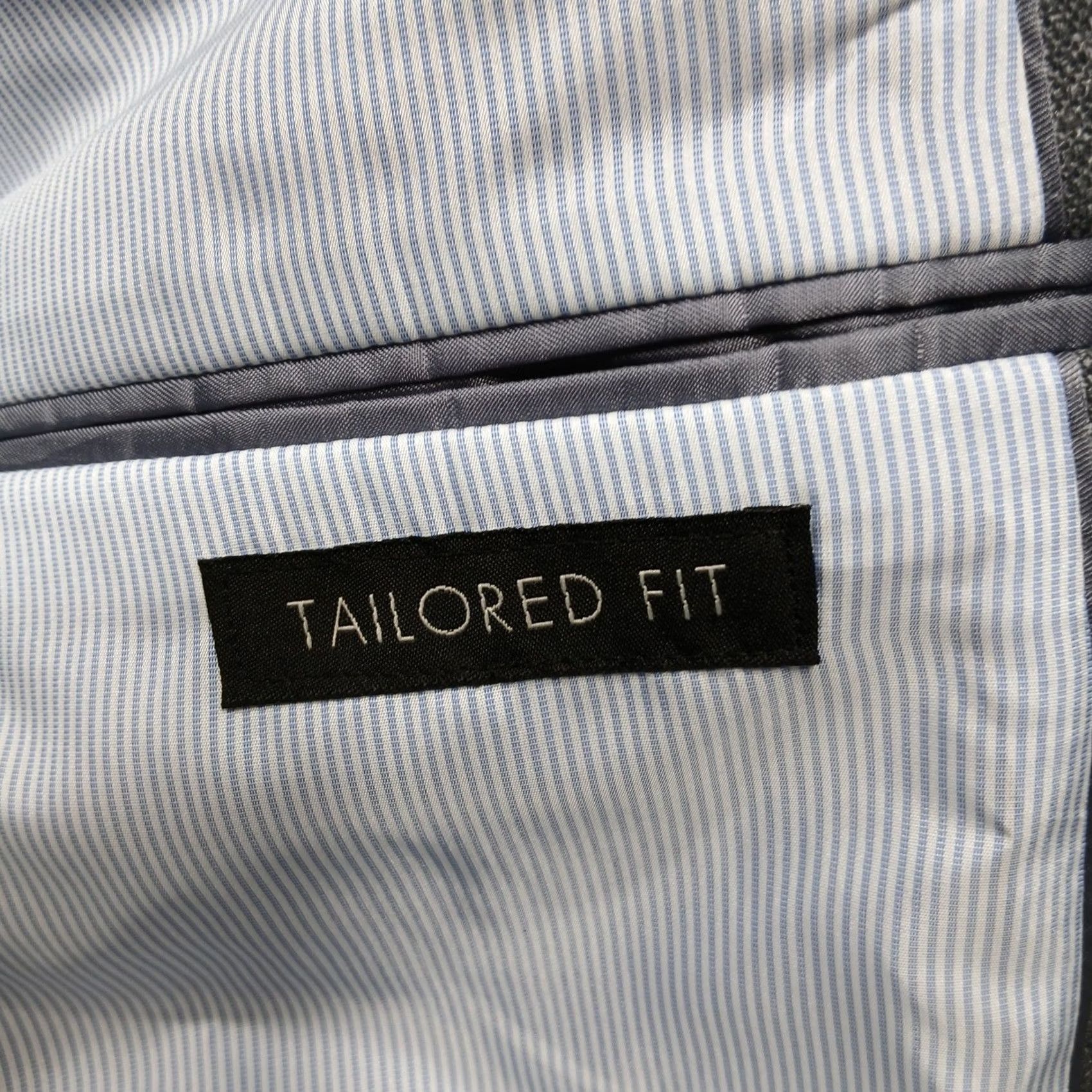 Vintage VINTAGE? No — Jos A Bank Signature Collection Blazer Gray 100% Silk? Size 44R - 5 Thumbnail
