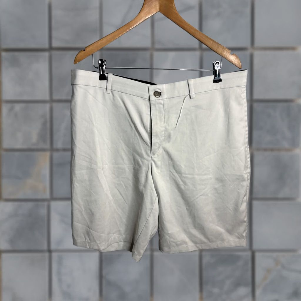 Nike Nike Dri-Fit Shorts Mens 38 Golf Performance Lightweight Athletic Polyester Beige Size US 38 / EU 54 - 1 Thumbnail
