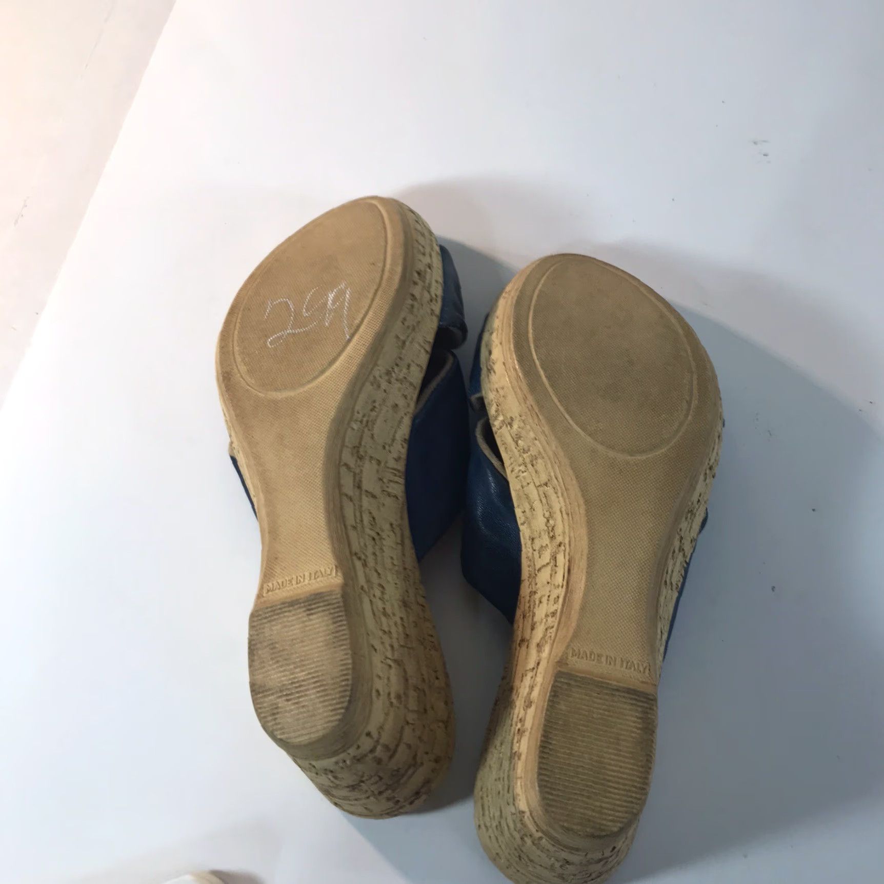 Vintage BELLA VITA Made in Italy Blue Leather Wedge Slides with Bow, Women's Size 7.5 M, Open Toe Size US 7.5 / IT 37.5 - 6 Thumbnail