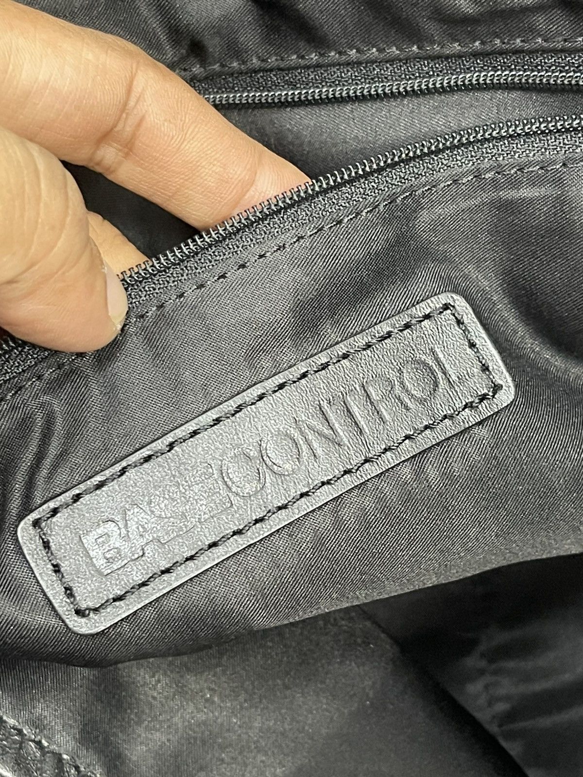 Genuine Leather Full Leather Base Control Tote Shoulder Bag 6🟩 Size ONE SIZE - 17 Thumbnail
