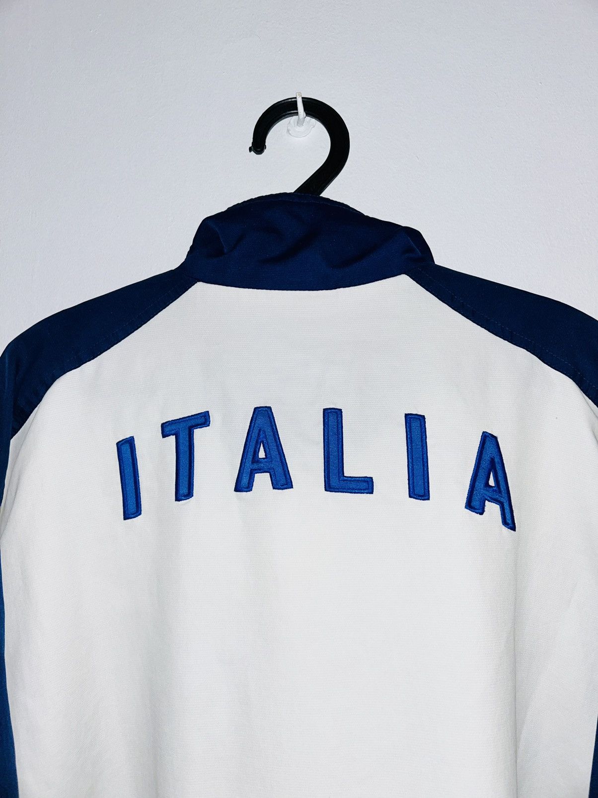 Vintage Vintage italia 1995 away jacket player spec Size US L / EU 52-54 / 3 - 5 Thumbnail