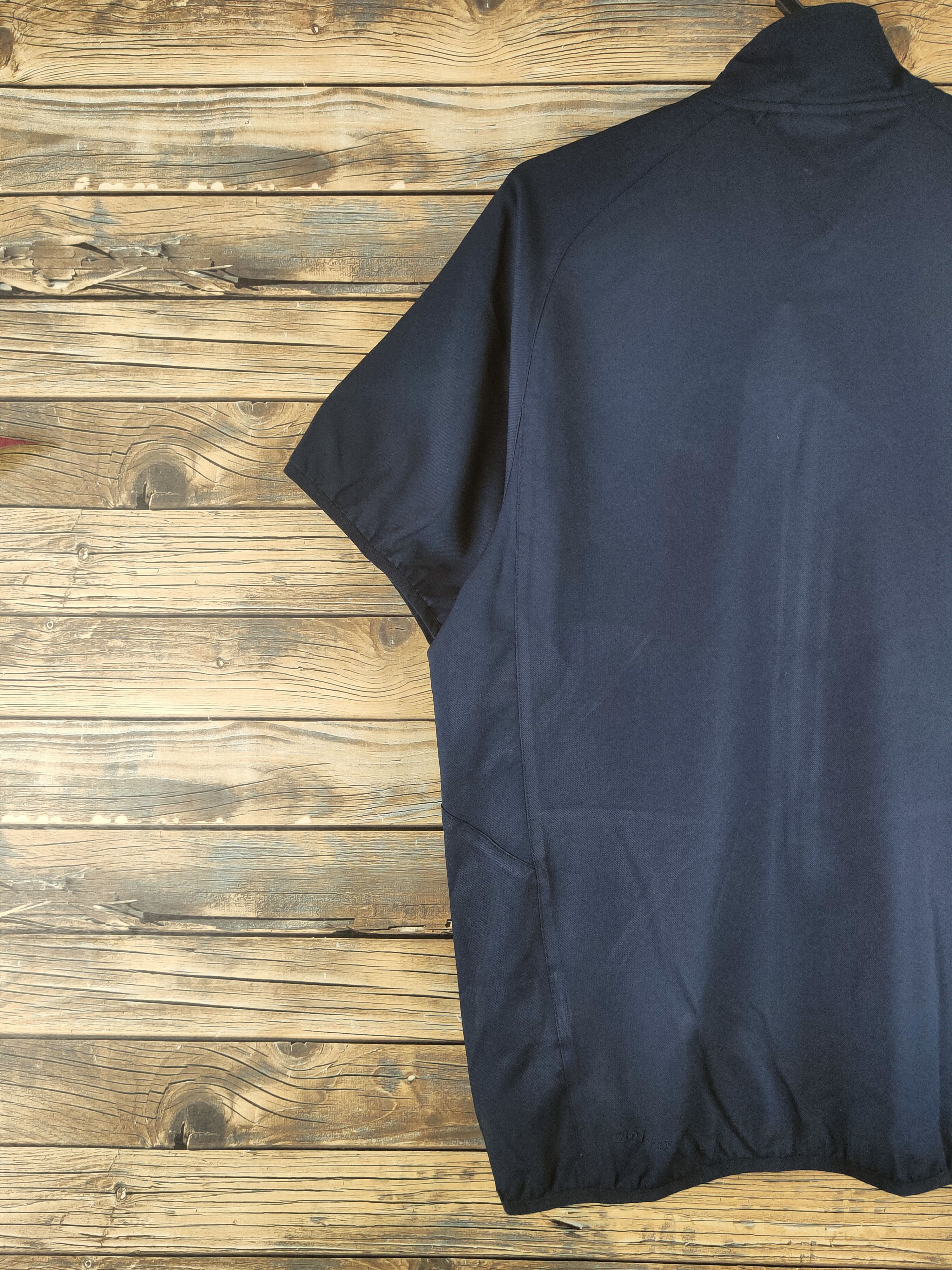 Nike Nike Navy Sweatshirts shortsleeve #S2864 Size US L / EU 52-54 / 3 - 8 Thumbnail