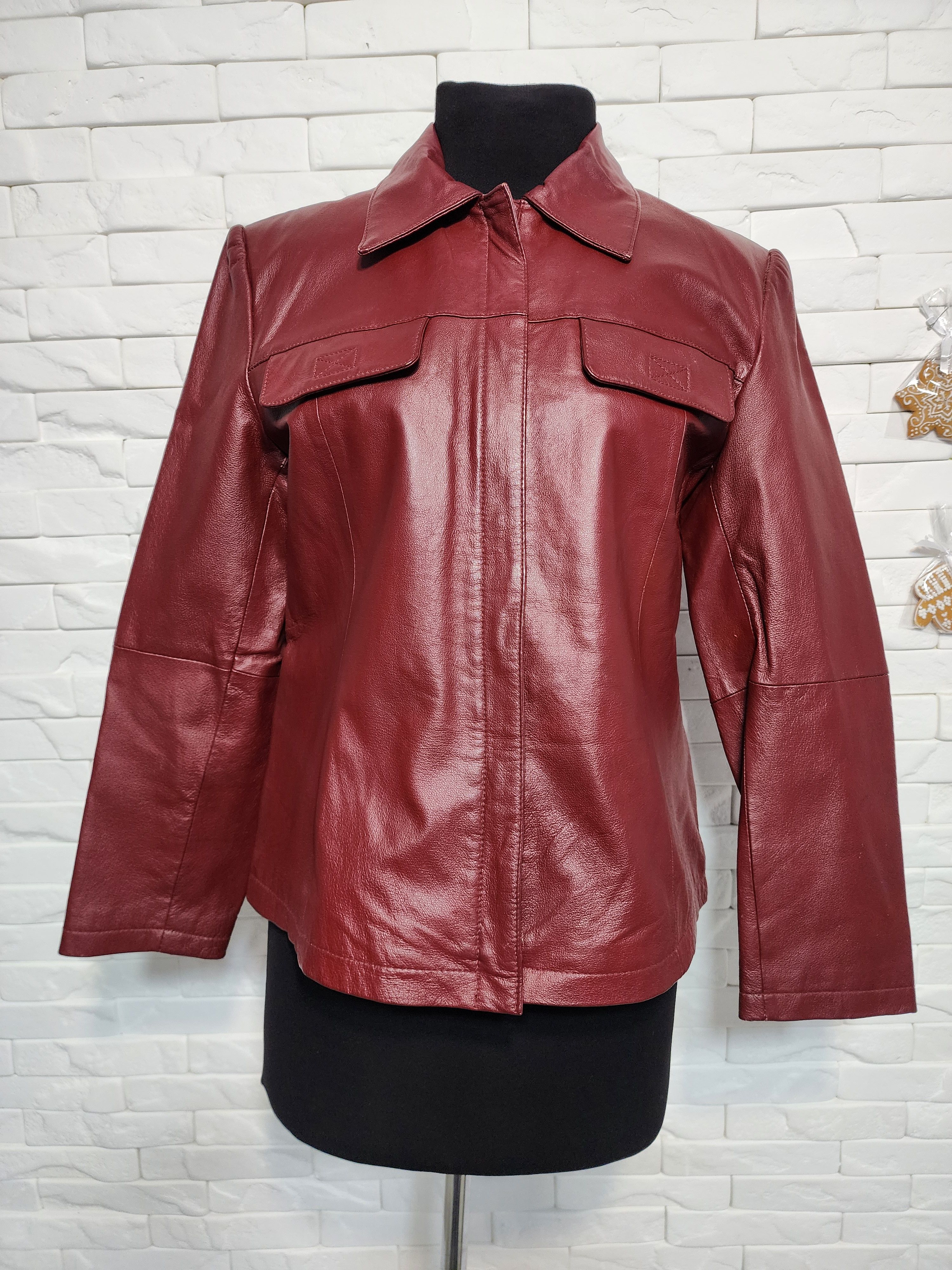 Genuine Leather Red Leather Women's Jacket: Sporty Leather with Metal Zipper Size L / US 10 / IT 46 - 1 Thumbnail