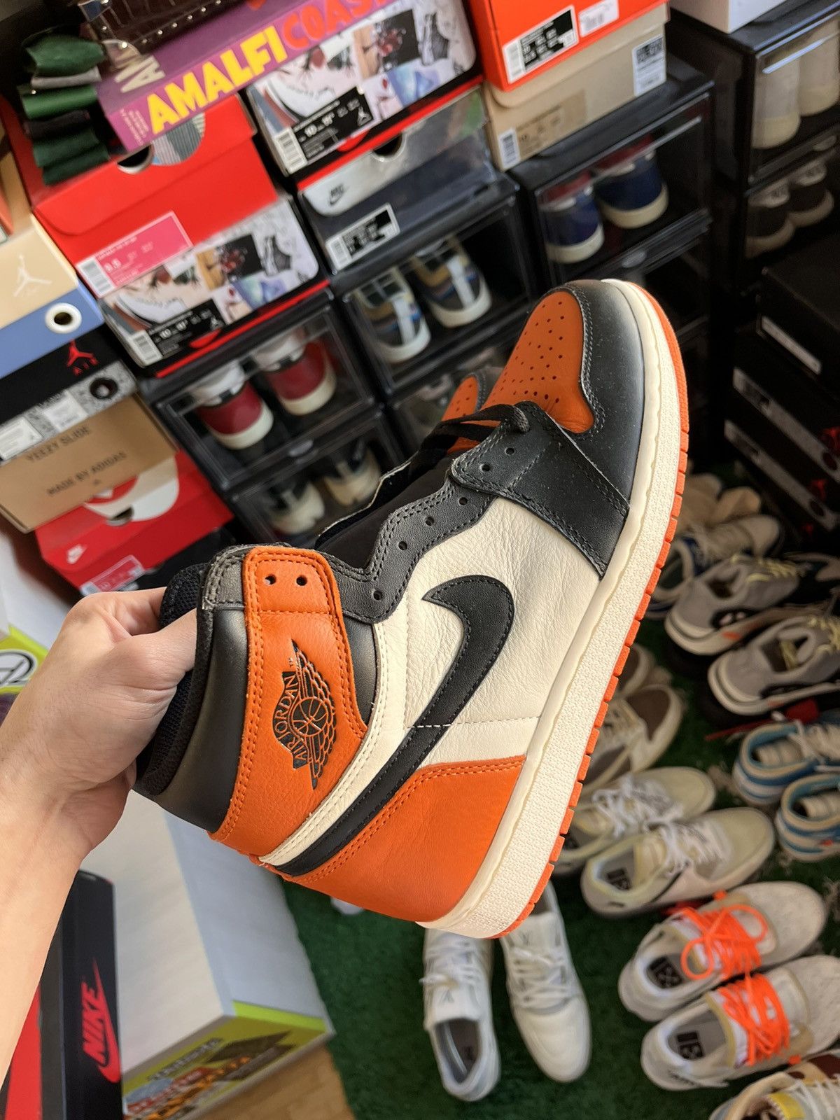 Jordan Brand Jordan 1 High Shattered Backboard 1.0 Size US 10.5 / EU 43-44 - 2 Thumbnail