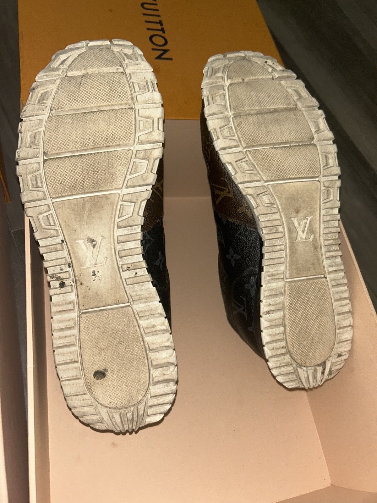 Louis Vuitton Louis Vuitton Run Away Sneaker 'Tri-Color' Size US 12 / EU 45 - 3 Thumbnail