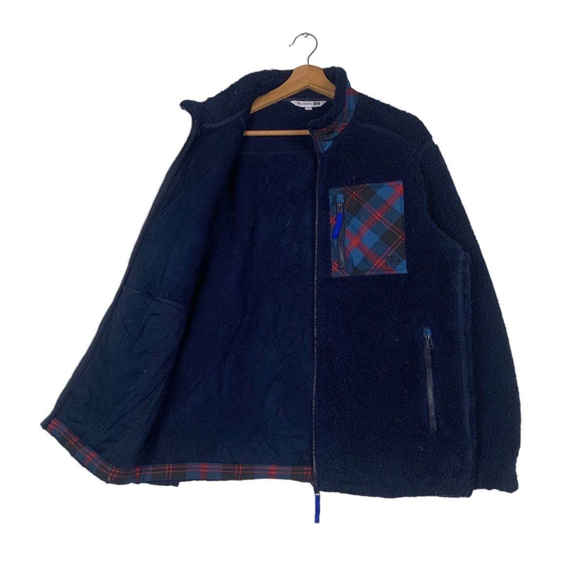 JW Anderson × Uniqlo JW Anderrson x Uniqlo Sherpa Jacket Size US L / EU 52-54 / 3 - 9 Thumbnail