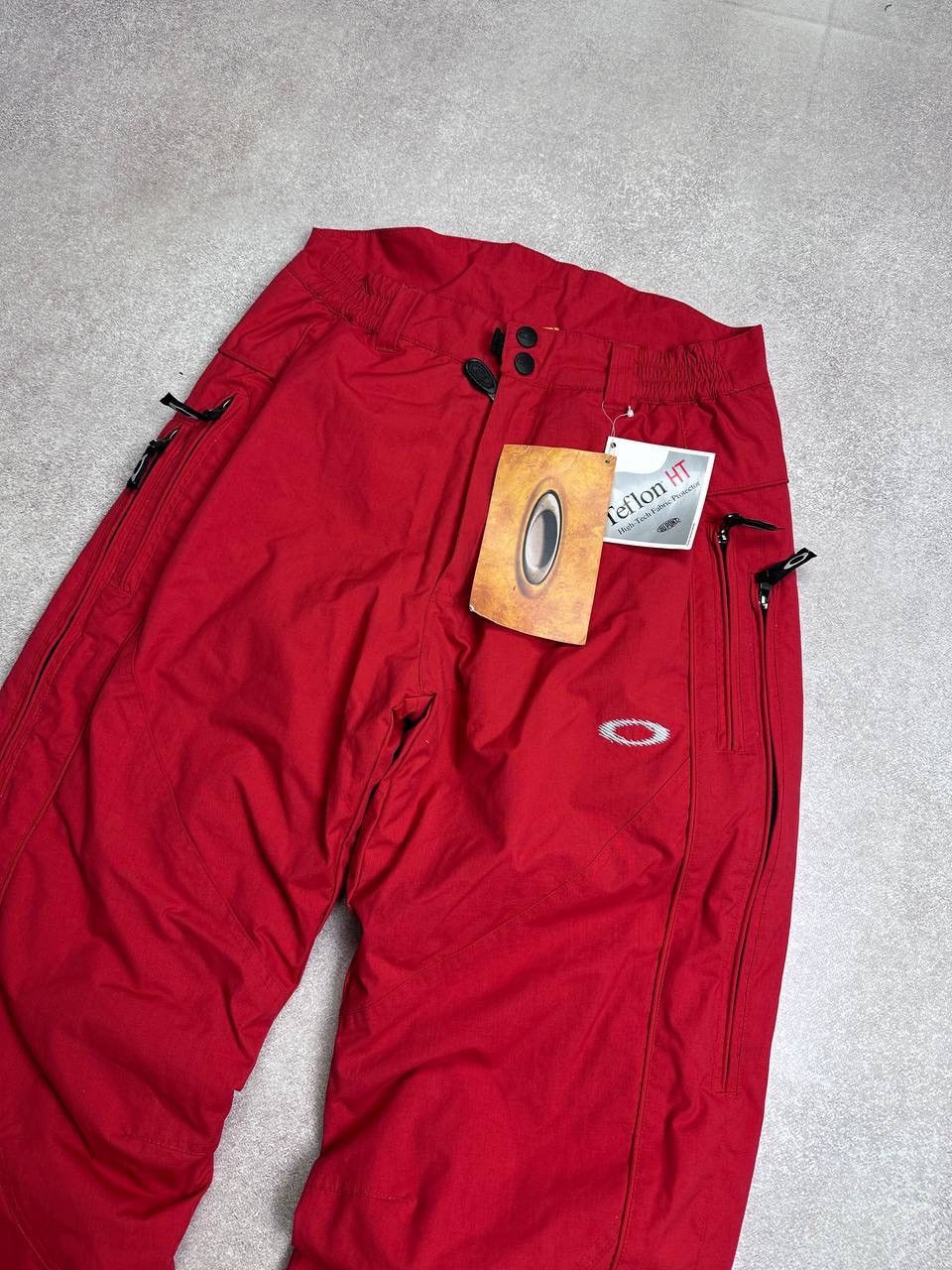 Oakley Vintage NWT Oakley Ski Pants Red Y2K L Size US 34 / EU 50 - 2 Thumbnail
