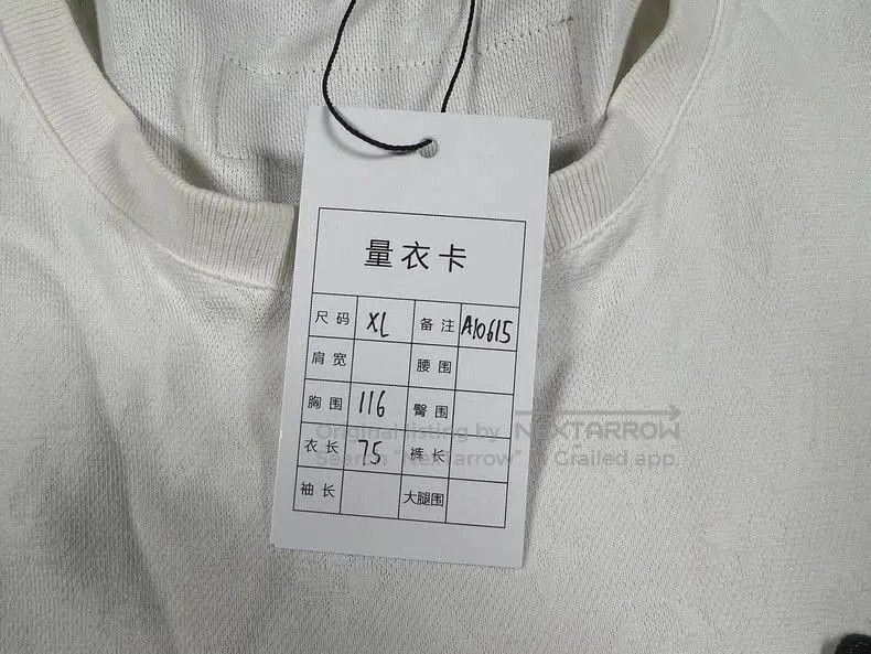 Louis Vuitton Louis Vuitton full logo short-sleeve T-shirt XL size. Size US XL / EU 56 / 4 - 7 Thumbnail