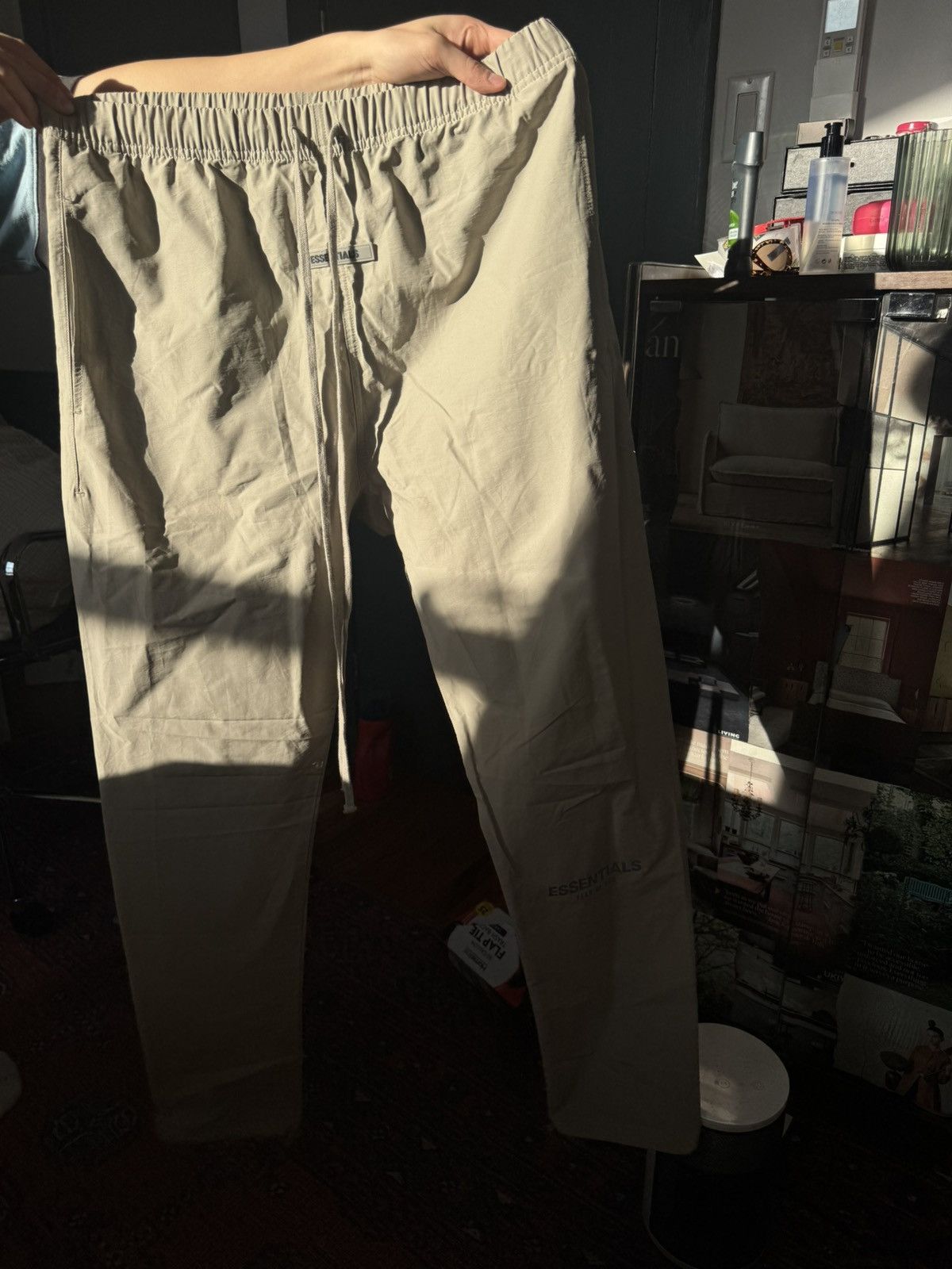 Essentials × Fear of God sand stone fear of god essentials track pant Size US 32 / EU 48 - 2 Thumbnail