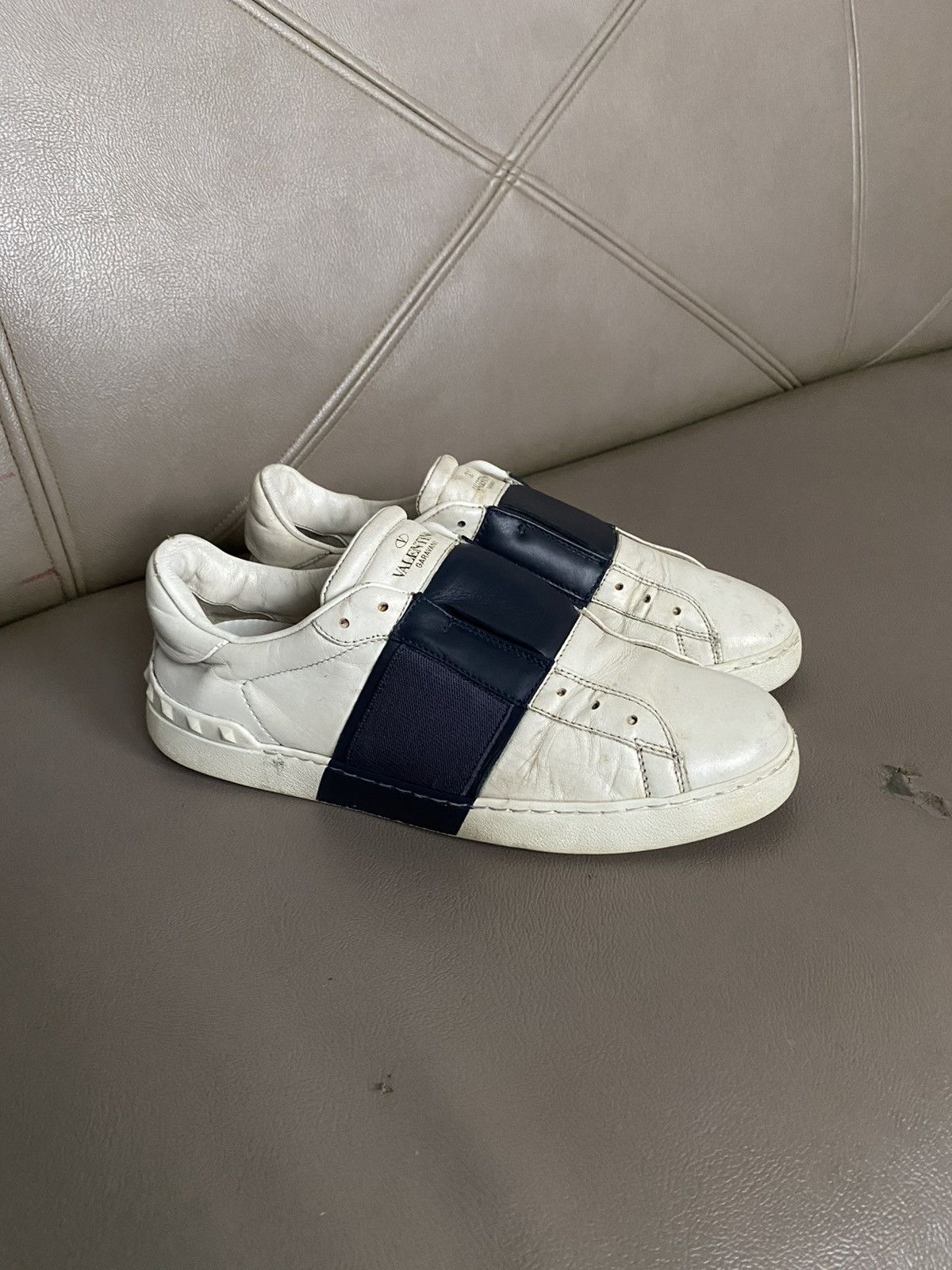Valentino Valentino garavani no lace sneakers low leather Size US 8.5 / EU 41-42 - 1 Thumbnail