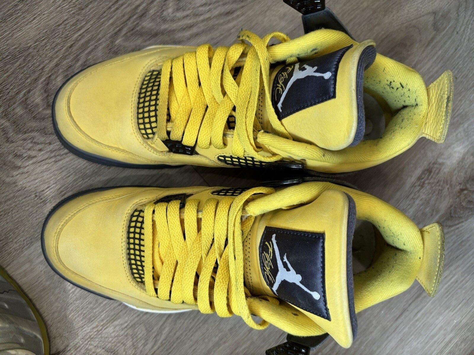 Jordan Brand Air Jordan 4 Retro Lightning Size US 9 / EU 42 - 3 Thumbnail
