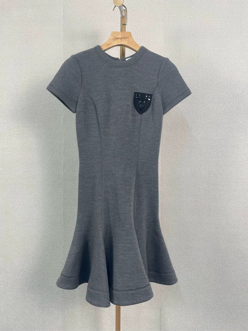 Dior Dior Badge Short Sleeve Dress - dmc Size US S / EU 44-46 / 1 - 1 Thumbnail