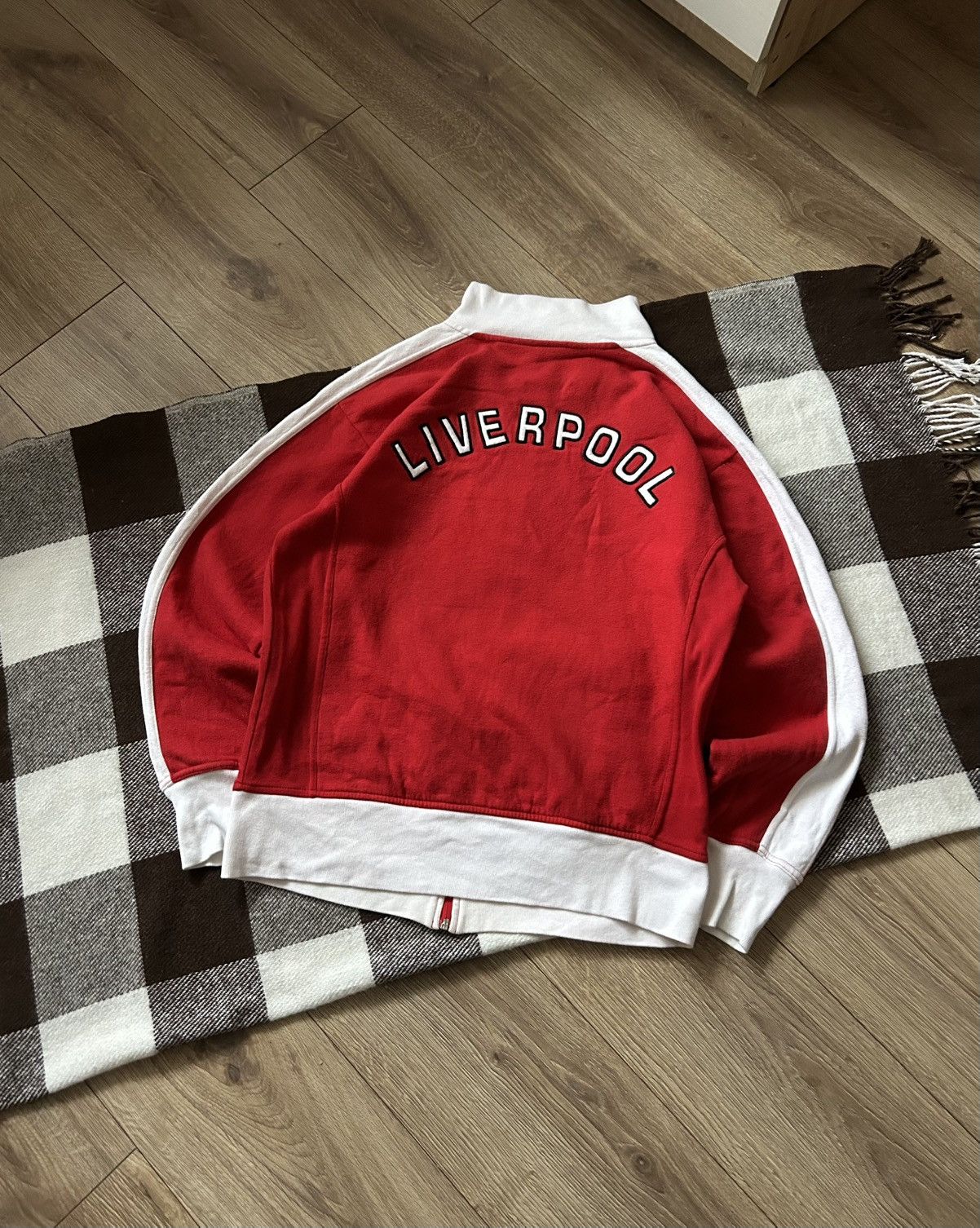 Vintage Vintage Liverpool big logo y2k soccer sweatshirt mens Size US L / EU 52-54 / 3 - 2 Thumbnail