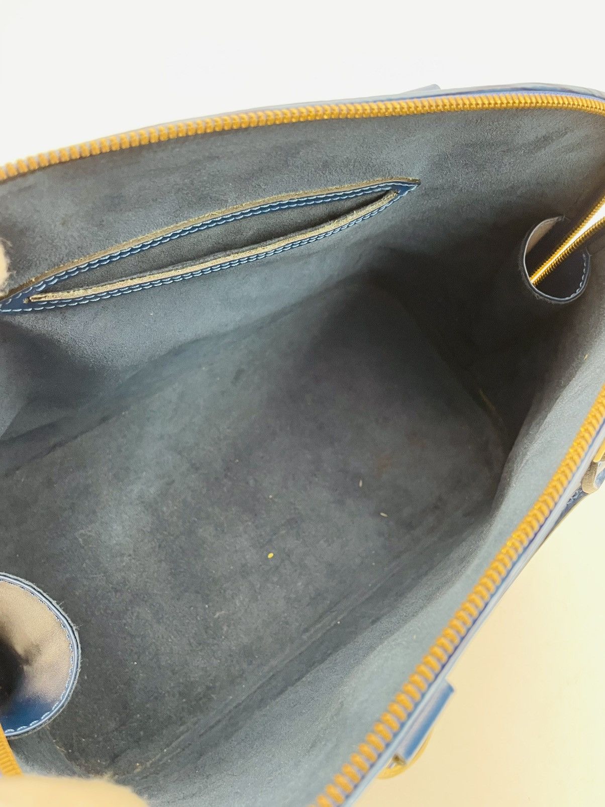 Louis Vuitton Alma PM Blue Leather Epi 2-Way Shoulder Strap Size ONE SIZE - 15 Thumbnail