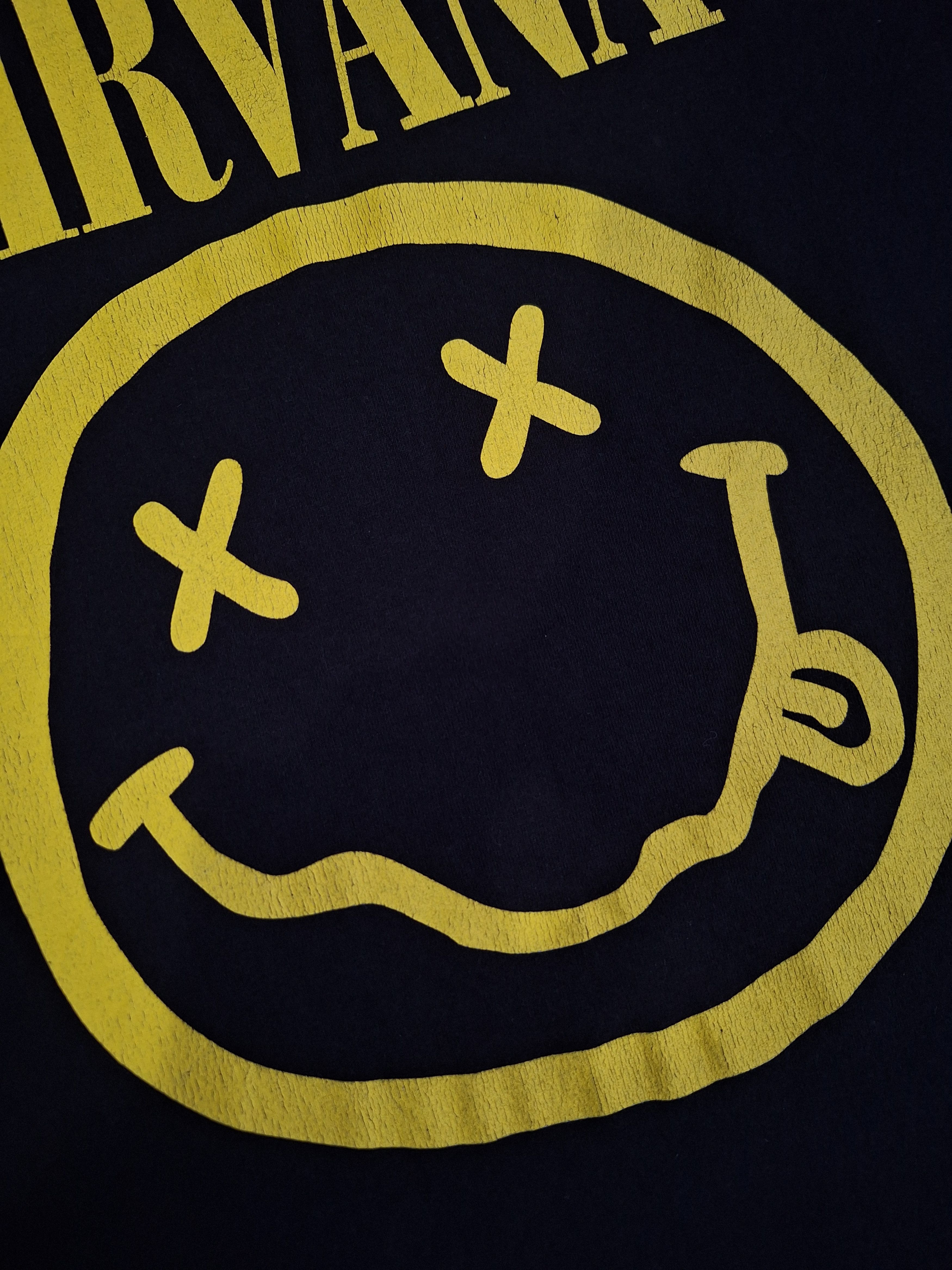 Vintage Vintage Nirvana smiley face not nevermind in utero y2k tee Size US L / EU 52-54 / 3 - 4 Thumbnail