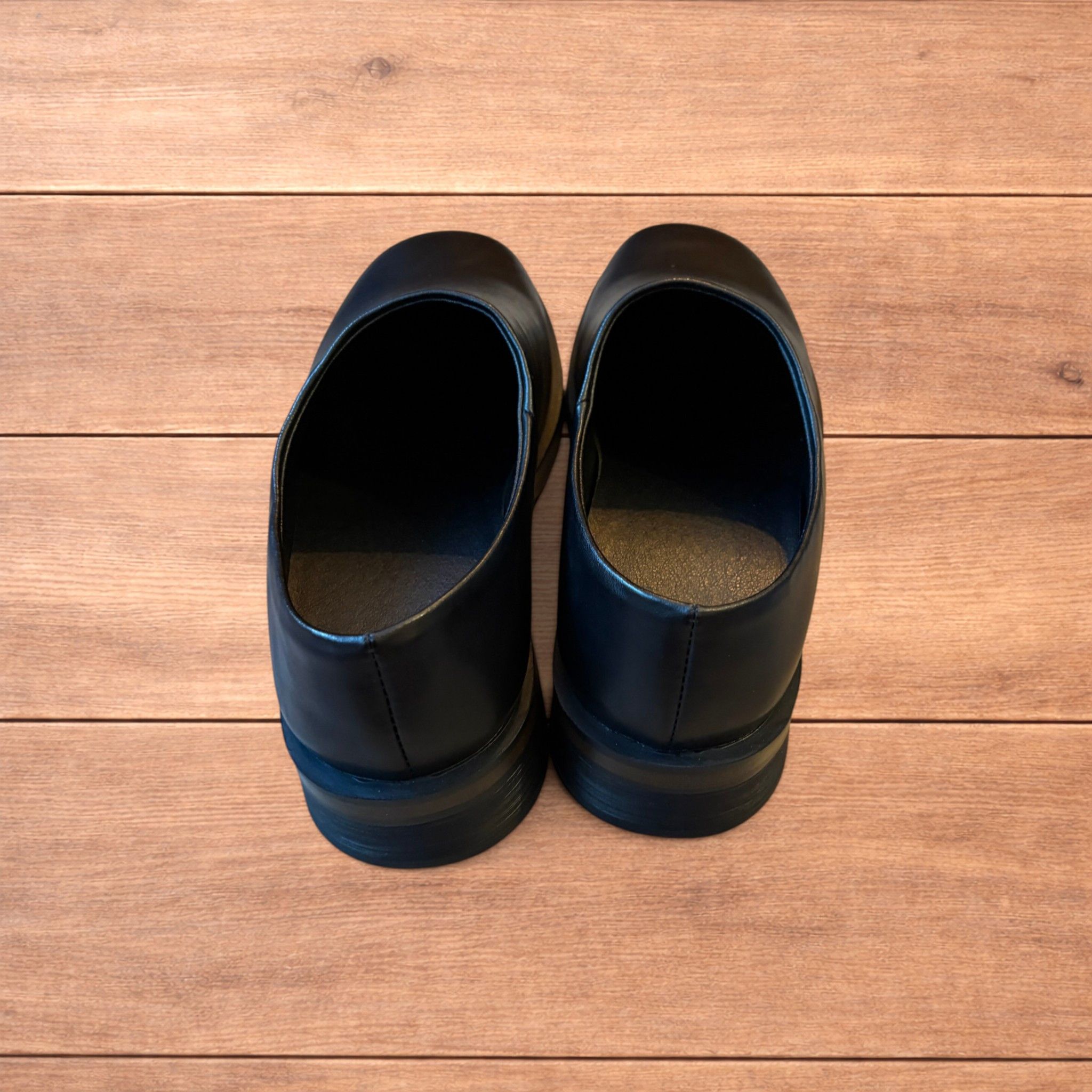 Japanese Brand Lovely faux leather slip on loafers shoes in black. Size US 11 / EU 44 - 7 Thumbnail