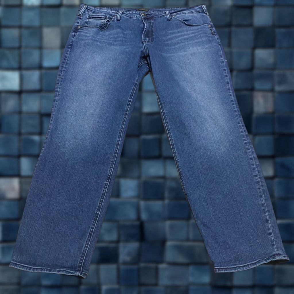 Silver Jeans Co. Silver Jeans Womens Plus Jeans Blue Denim Medium Wash 18 5-Pocket Straight Regular Fit Closet 28in Inseam Mens Womens Girls Boys Size 40" / US 18 - 1 Thumbnail
