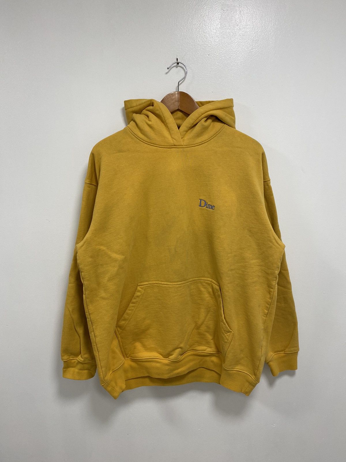 Dime hoodie yellow