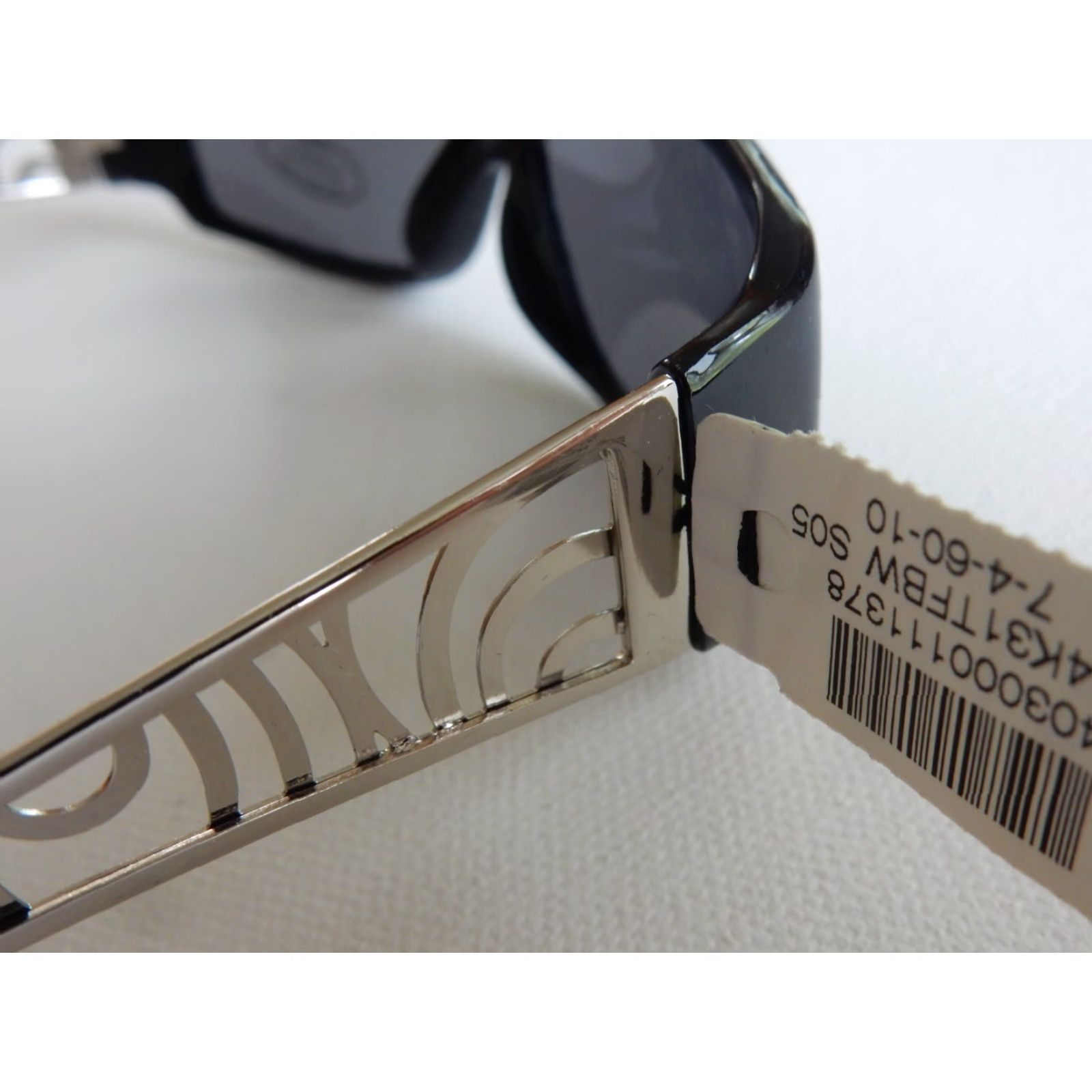 White House Black Market VINTAGE White House Black Market Women's Sunglasses Black 90s Fashion Accessories Size ONE SIZE - 4 Thumbnail