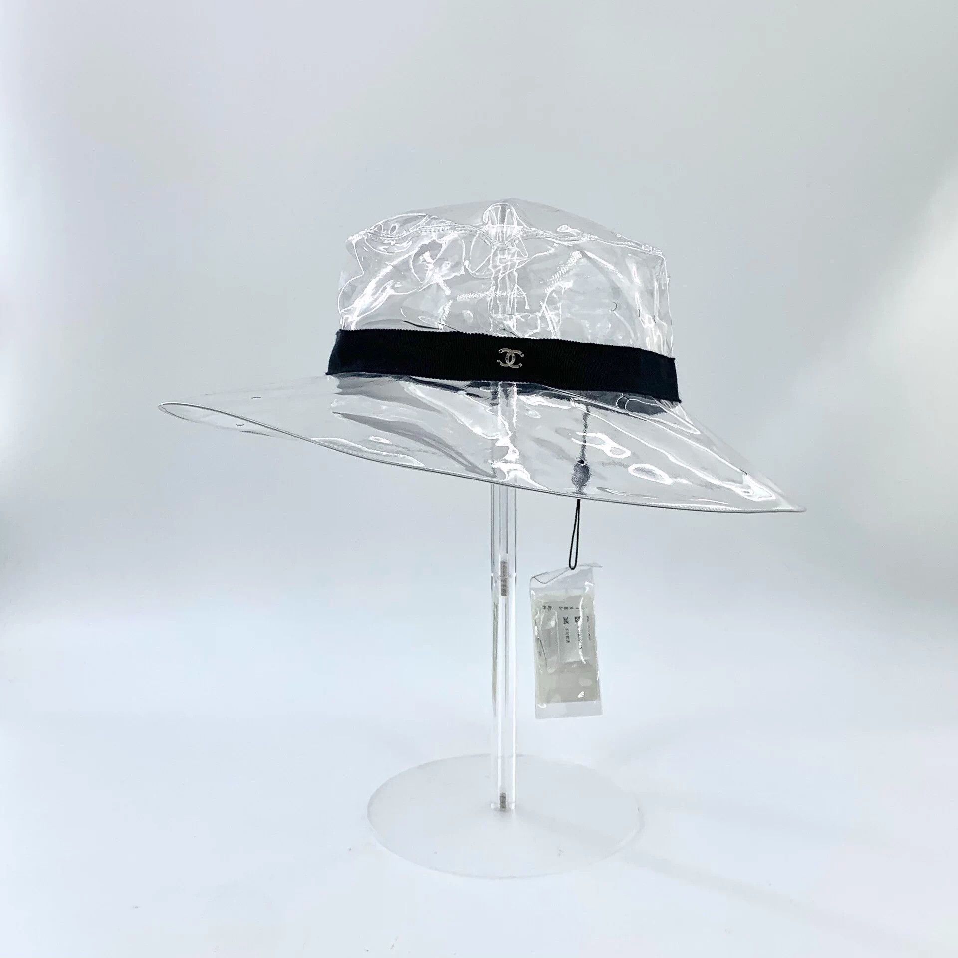 Chanel Chanel Transparent Logo Cotton Bucket Hat 60cm M Size ONE SIZE - 1 Thumbnail