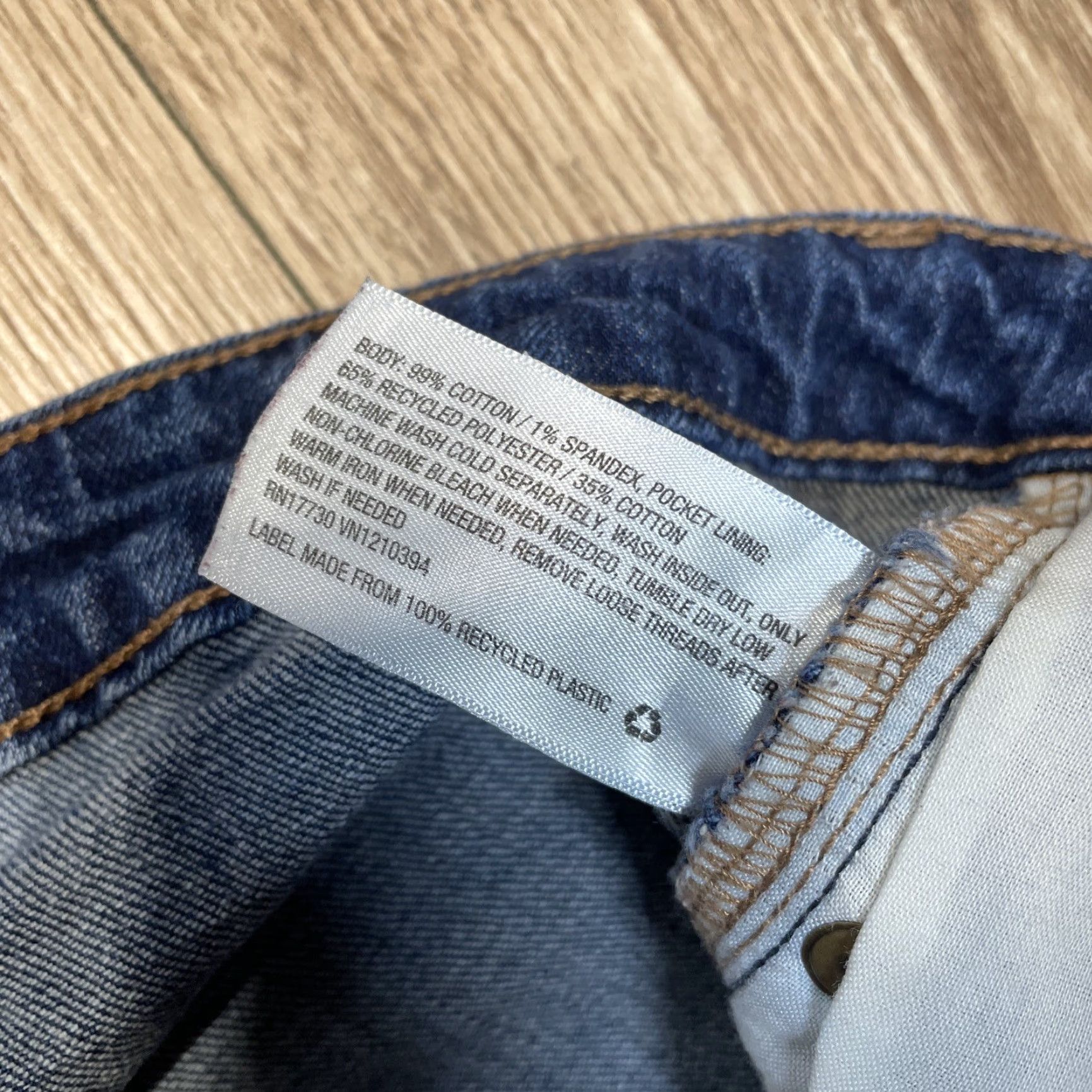 Vintage VINTAGE Universal Thread Women's Jeans Boyfriend Style Size 16 Blue Cotton Blend 90s, Casual, Casual Wear Size 38" / US 16 / IT 52 - 4 Thumbnail