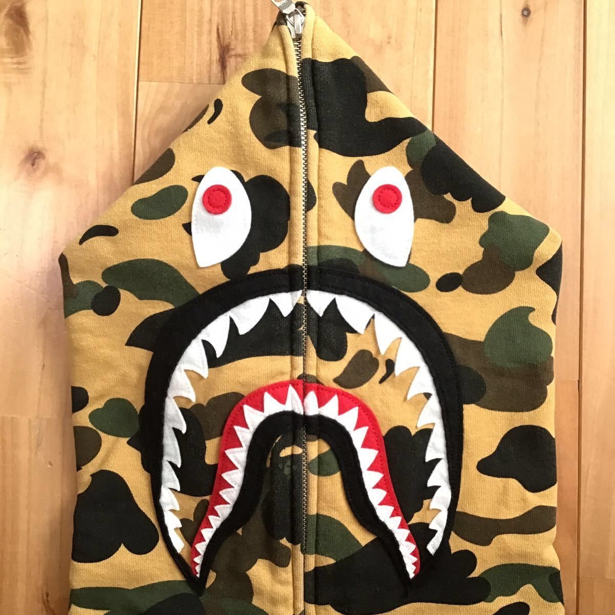 Bape BAPE 1st camo yellow shark full zip hoodie a bathing ape Size US L / EU 52-54 / 3 - 3 Thumbnail