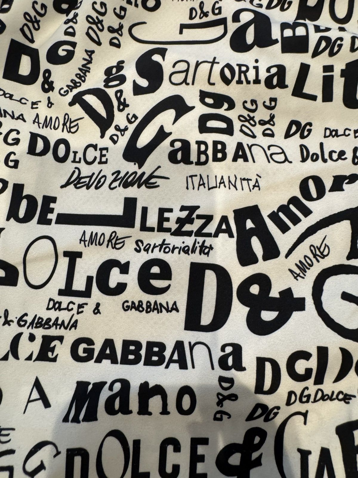 Dolce & Gabbana Dolce & Gabbana Graffiti Logo Shorts – Rare Print Size US 36 / EU 52 - 5 Thumbnail