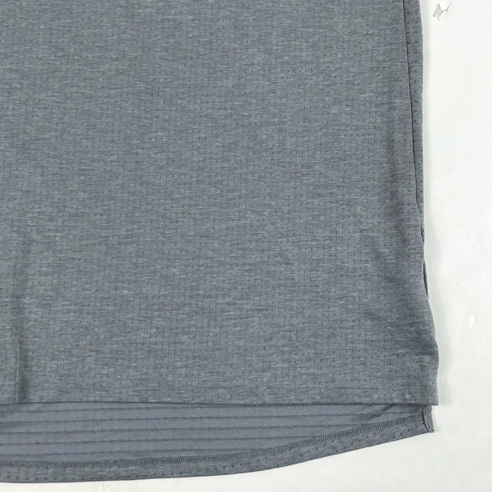 Nike Nike Dri-Fit Shirt Men Medium Gray Sleeveless Tank Running Reflective Moisture Wicking Athletic Size US M / EU 48-50 / 2 - 4 Thumbnail
