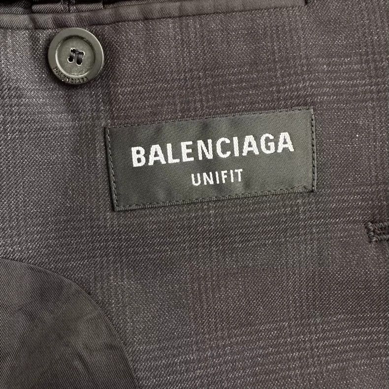 Balenciaga Balenciaga SS21 shirt lapel patchwork shoulder pad silhouet Size US S / EU 44-46 / 1 - 4 Thumbnail