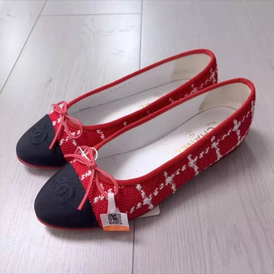 Chanel Chanel 95 New tweed red ballet flats size 38 Size US 7.5 / IT 37.5 - 1 Thumbnail