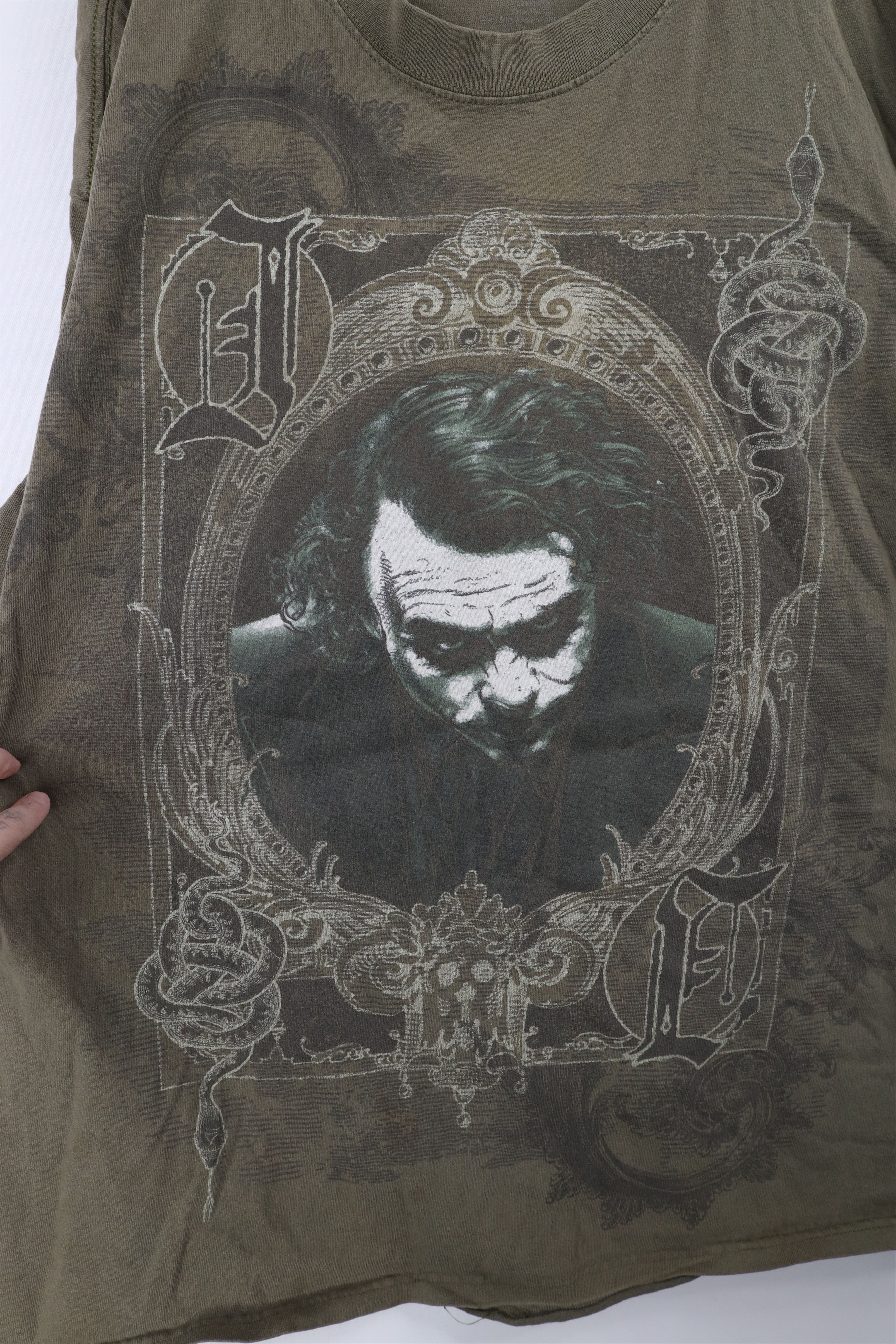 Vintage Vintage Batman The Dark Knight Ledger The Joker T-Shirt Size US XXL / EU 58 / 5 - 4 Thumbnail