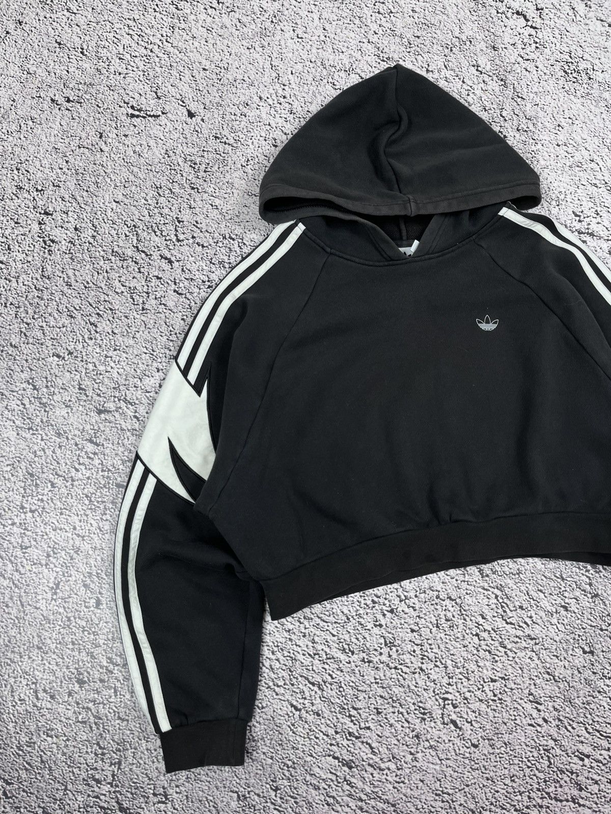 Adidas Vintage Adidas Balenciaga style cropped faded sweatshirt Size S / US 4 / IT 40 - 2 Thumbnail