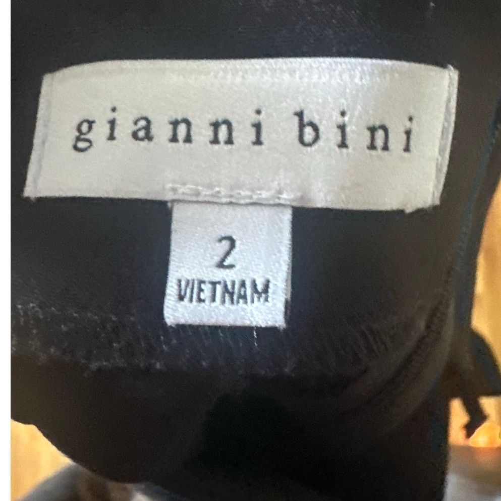 Gianni Valentino Gianni Bini Black High-Rise Wrap Skirt w/ Zipper – Size 2 Size 26" / US 2 / IT 38 - 6 Thumbnail