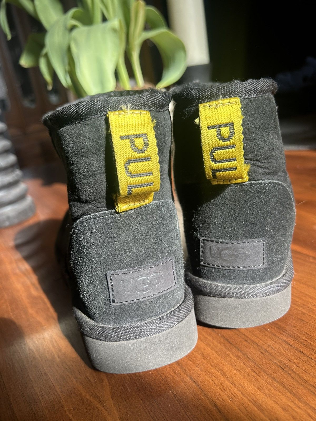 Ugg UGG x Heron Preston Classic Mini Boots Size US 7.5 / IT 37.5 - 3 Thumbnail