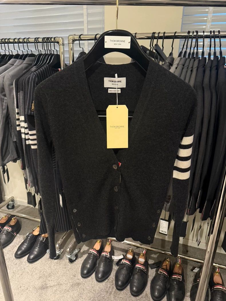 Thom Browne Thom Browne Cashmere cardigan Size S / US 4 / IT 40 - 1 Thumbnail